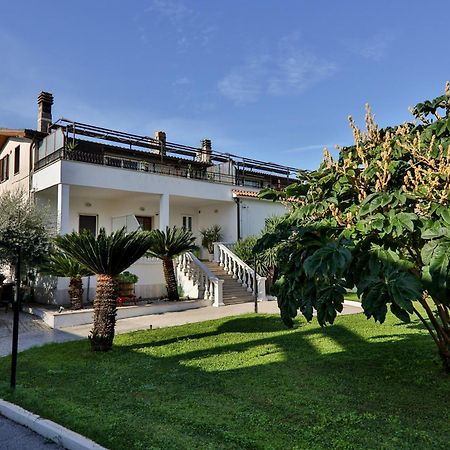ホテル Il Giardino Di Stella フラスカティ エクステリア 写真